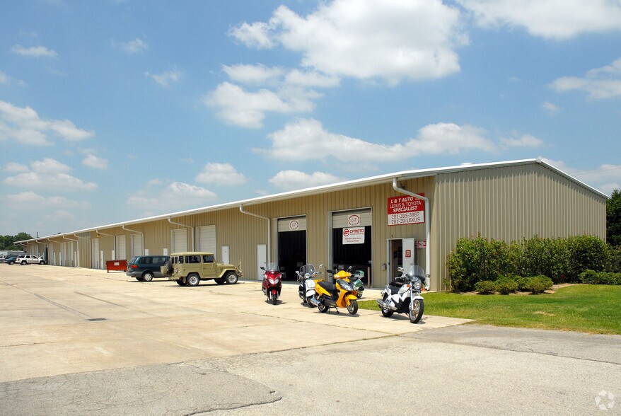 27027 Westheimer Pky, Katy, TX à louer - Photo de l’immeuble – Image 1 sur 2