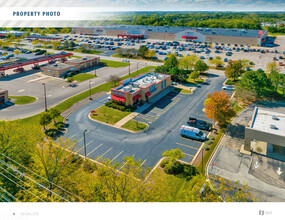 2180 Randall Rd, Carpentersville, IL - VUE AÉRIENNE  vue de carte - Image1