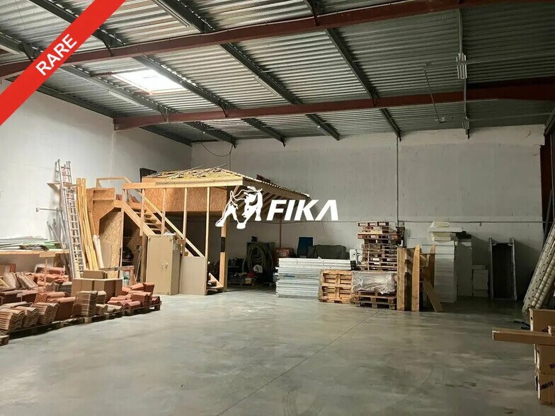 Local d'activités dans Toulouse à vendre - Photo de la construction – Image 1 sur 12