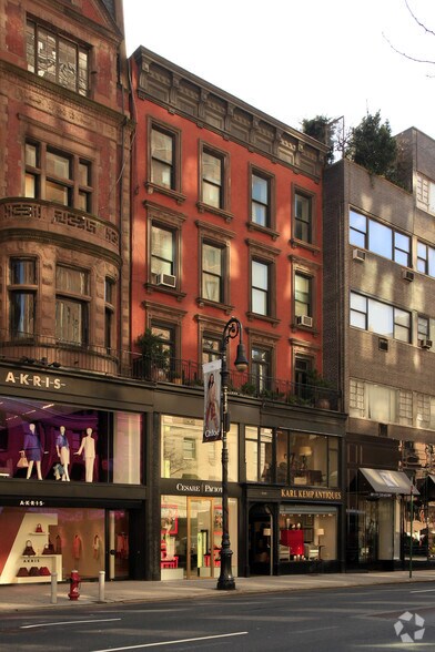 833 Madison Ave, New York, NY à louer - Photo de l’immeuble – Image 3 sur 23