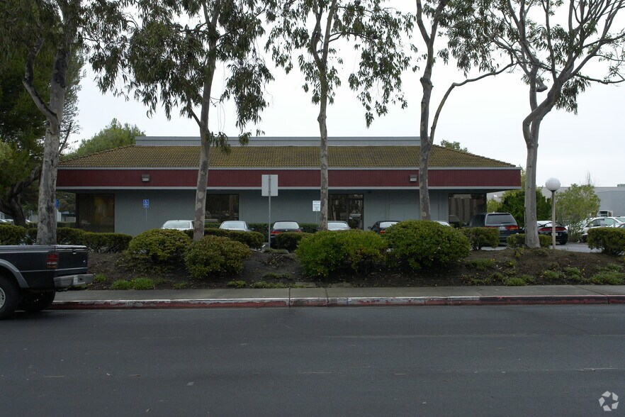 1120 Chess Dr, Foster City, CA à louer - Photo principale – Image 1 sur 4
