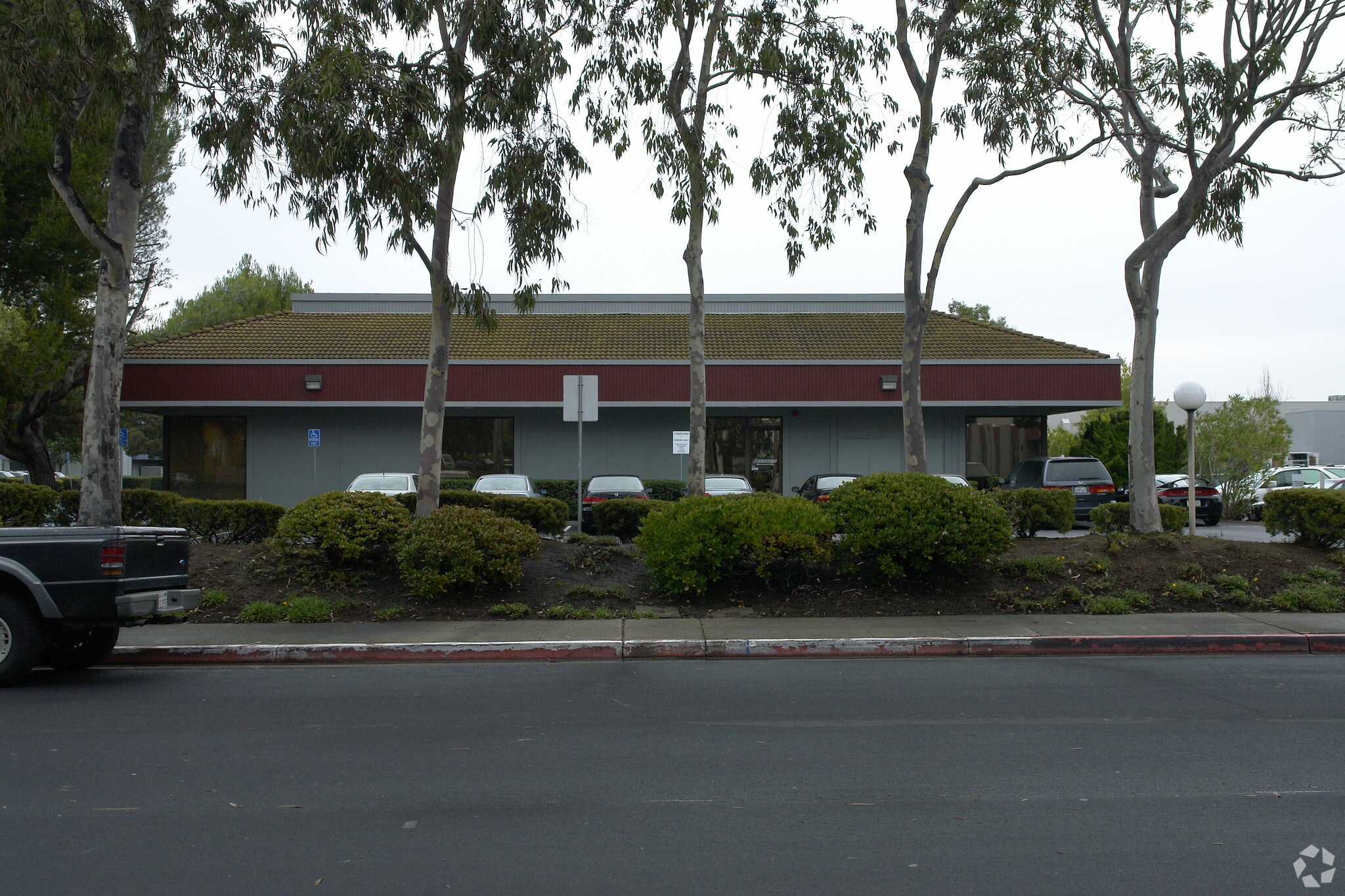 1120 Chess Dr, Foster City, CA à louer Photo principale– Image 1 sur 5