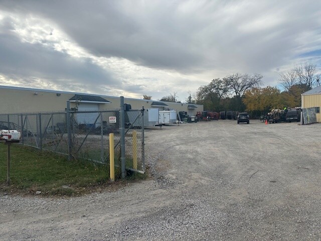 18130-18134 NW Frontage Rd, Joliet, IL à louer - Photo de l’immeuble – Image 3 sur 15