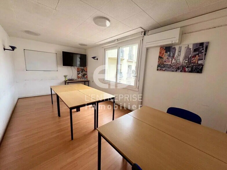 Bureau dans Nice à louer - Photo de l’immeuble – Image 2 sur 9