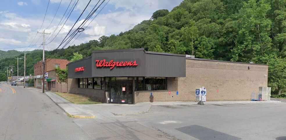 14025 Rocket Boys Dr, War, WV à vendre - Photo principale – Image 1 sur 1