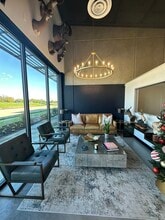 3901 West Fwy, Fort Worth, TX à louer Photo intérieure– Image 2 sur 15