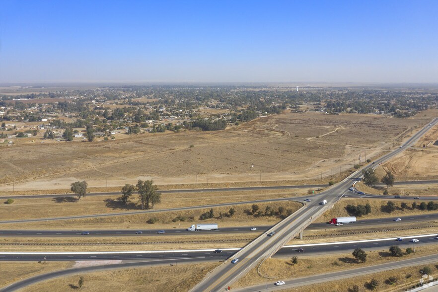 Ave 17, Madera, CA à vendre - Photo de l’immeuble – Image 1 sur 6
