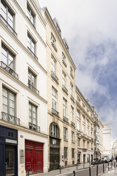 22 Rue Du Sentier, Paris à louer - Photo de l’immeuble – Image 2 sur 2