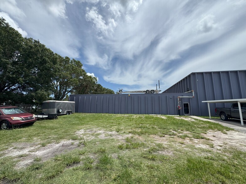 12707 S US Highway 19, Clearwater, FL à louer - Photo de l’immeuble – Image 1 sur 8