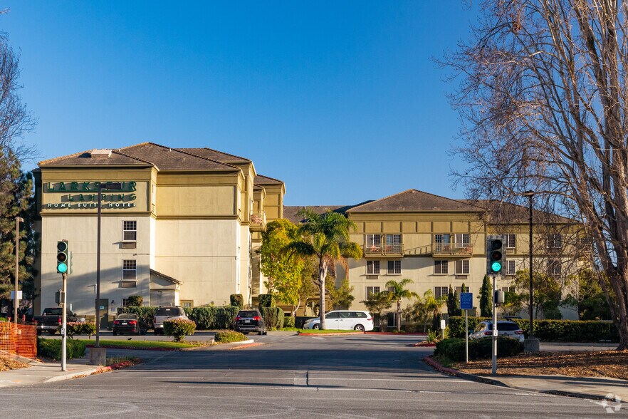 690 Gateway Blvd, South San Francisco, CA à vendre - Photo de l’immeuble – Image 2 sur 5