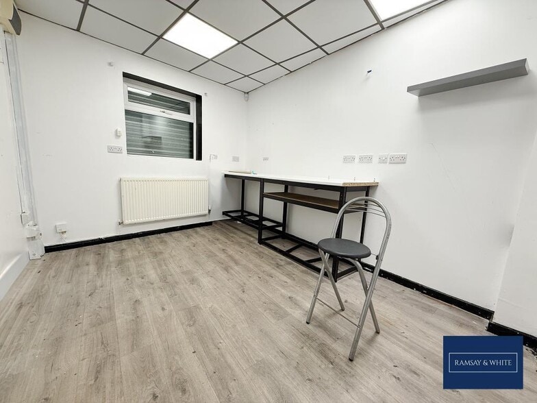 34A High St, Merthyr Tydfil à vendre - Photo de l’immeuble – Image 3 sur 10