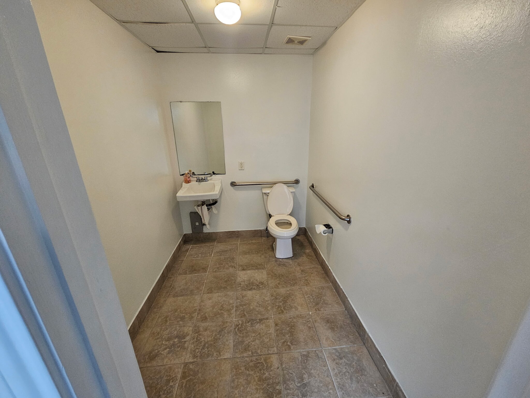 3301 W Davis St, Conroe, TX à louer Autre– Image 1 sur 10