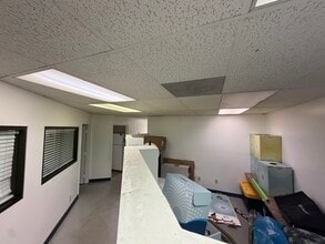 17520-17538 Studebaker Rd, Cerritos, CA à louer Photo intérieure– Image 2 sur 6