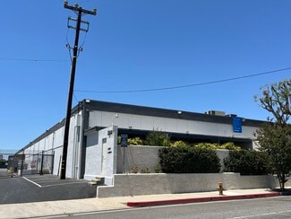 Plus de détails pour 7911-7913 Haskell Ave, Van Nuys, CA - Industriel/Logistique à louer
