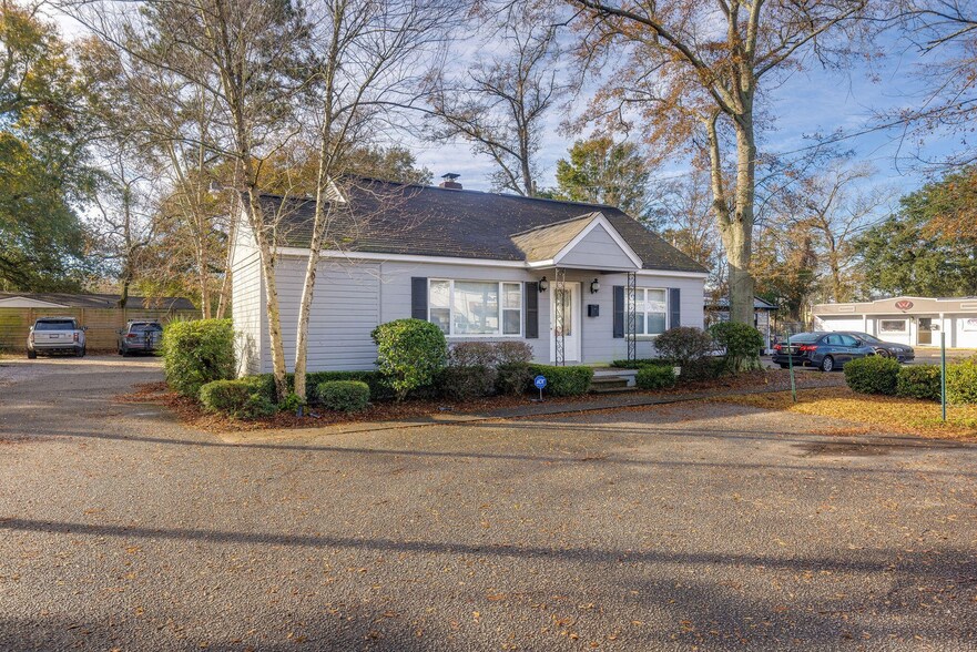 1721 Ashley River Rd, Charleston, SC à vendre - Photo intérieure – Image 3 sur 17