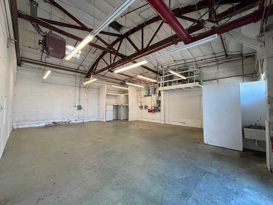 101 S Coombs St, Napa, CA à louer Photo intérieure– Image 1 sur 1