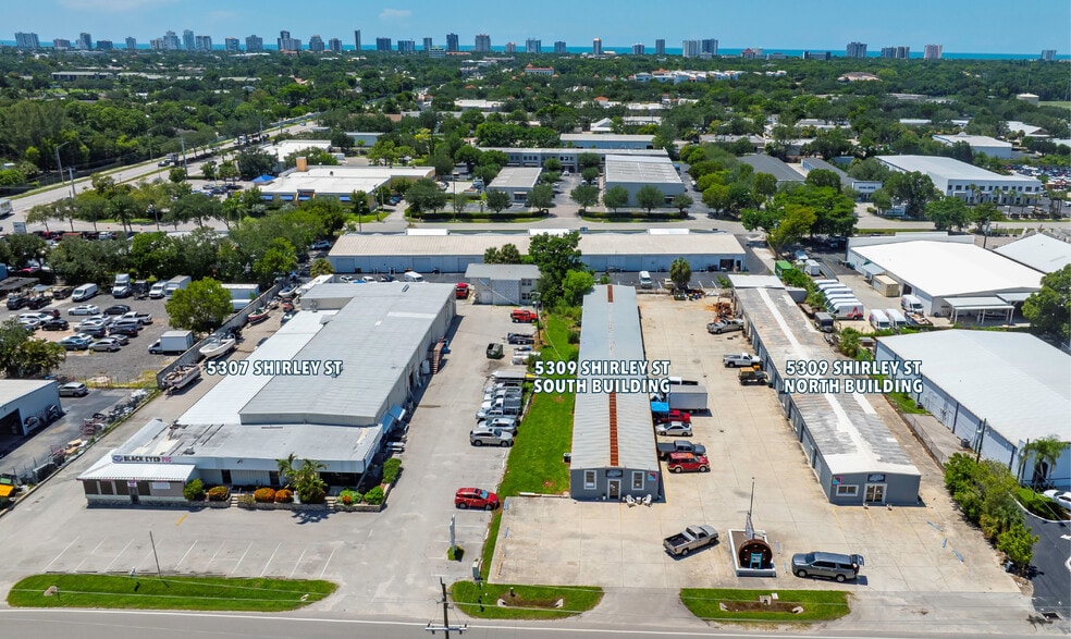 North Naples Industrial Opportunity portefeuille de 4 biens à vendre sur LoopNet.fr - Aérien – Image 2 sur 7