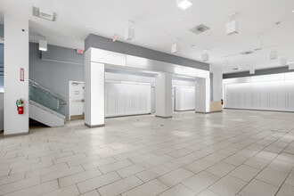 1619 Walnut St, Philadelphia, PA à louer Photo intérieure– Image 1 sur 15