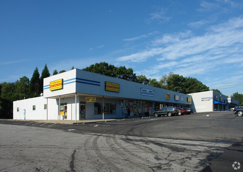 3699-3709 Covington Hwy, Decatur, GA à louer - Photo de l’immeuble – Image 3 sur 4