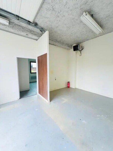 Bureau dans Noisy-le-Roi à louer - Photo de l’immeuble – Image 2 sur 7