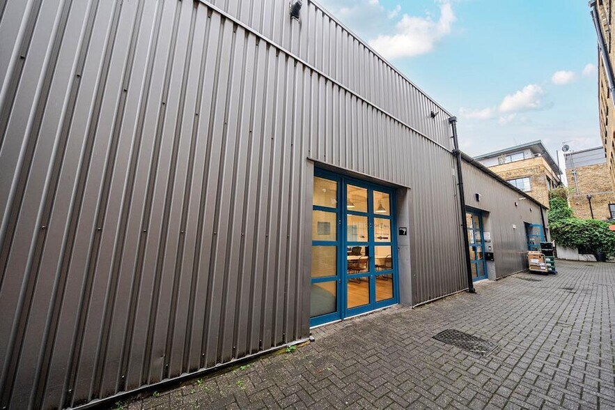 24-28 Pritchards Rd, Londres à louer - Photo de l’immeuble – Image 3 sur 23