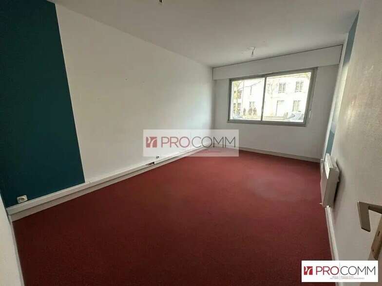 Bureau dans Chartres à louer - Photo de l’immeuble – Image 3 sur 9