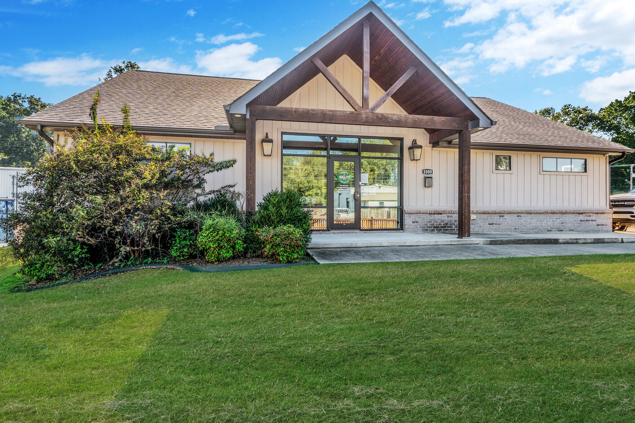 1009 S Redmond Rd, Jacksonville, AR à vendre Photo principale– Image 1 sur 20