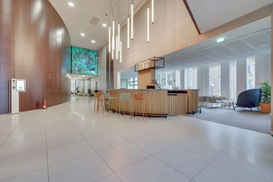 21 Rue Bara, Issy-les-Moulineaux à louer - Photo de l’immeuble – Image 2 sur 14