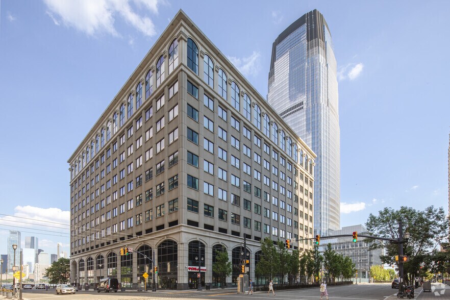 70 Hudson St, Jersey City, NJ à louer - Photo de l’immeuble – Image 2 sur 11