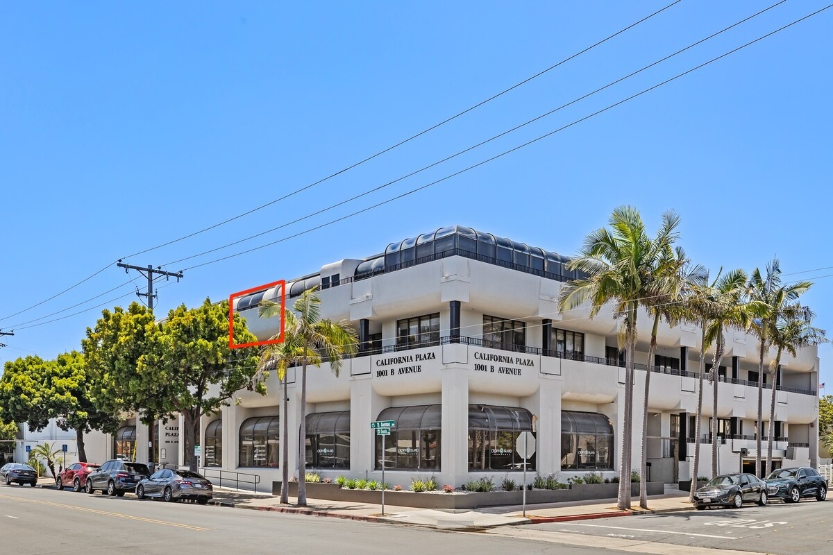 1001 B Ave, Coronado, CA à vendre Photo de l’immeuble– Image 1 sur 5