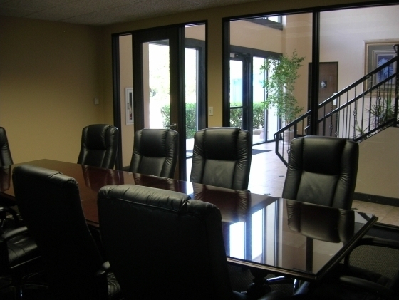 302 N Houston Ave, Humble, TX à louer - Photo intérieure – Image 3 sur 8