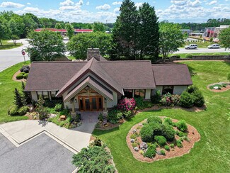 Plus de détails pour 2173 Smith Harbour Dr, Denver, NC - Bureau à vendre