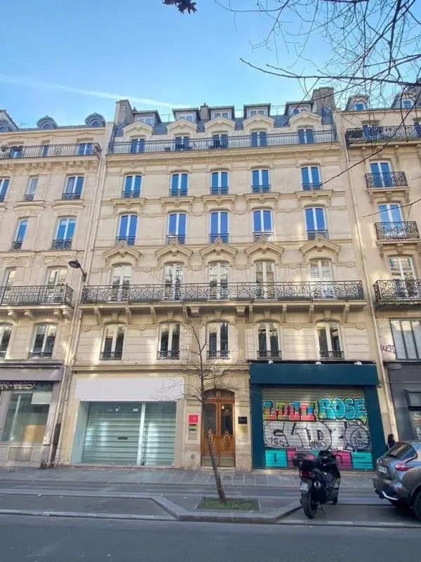 Bureau dans Paris à louer Photo de l’immeuble– Image 1 sur 4