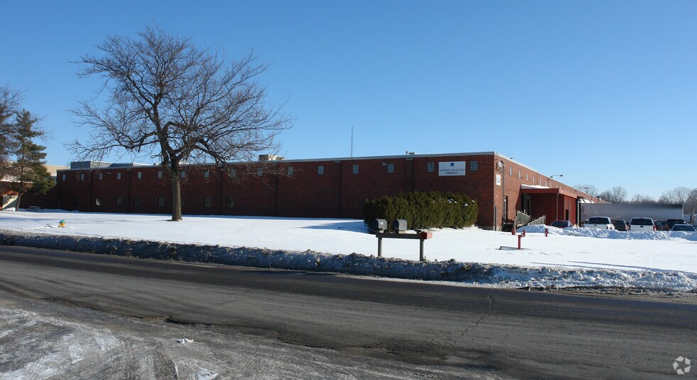 3811 Dixon St, Des Moines, IA à louer - Photo de l’immeuble – Image 2 sur 8