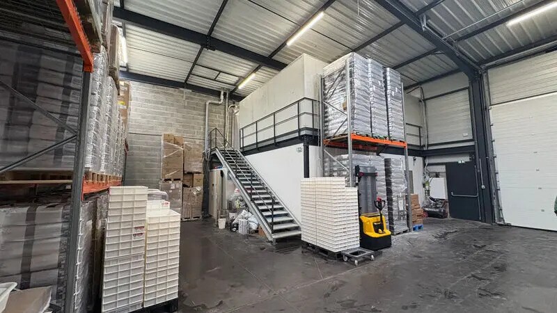 Rue Emile Zola, Décines-Charpieu à louer Photo intérieure– Image 1 sur 6