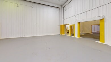 4206 Mercantile Ave, Naples, FL à louer Numérisation 3D Matterport– Image 1 sur 11