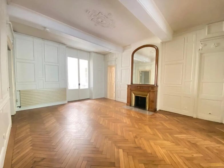 Bureau dans Bordeaux à louer - Photo intérieure – Image 1 sur 9