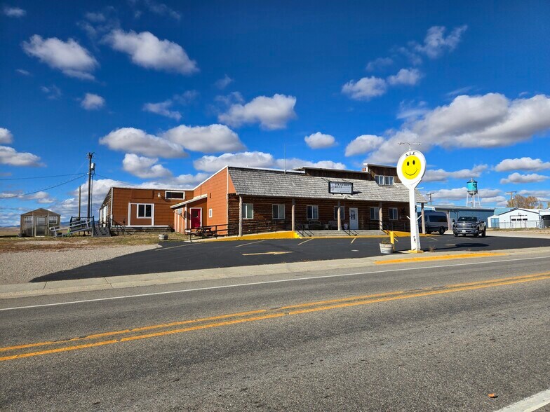 109 High St, Judith Gap, MT à vendre - Photo de l’immeuble – Image 1 sur 37