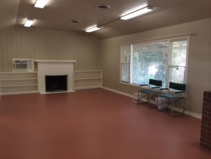 9625 Elk Grove Florin Rd, Elk Grove, CA à louer - Photo de l’immeuble – Image 2 sur 17