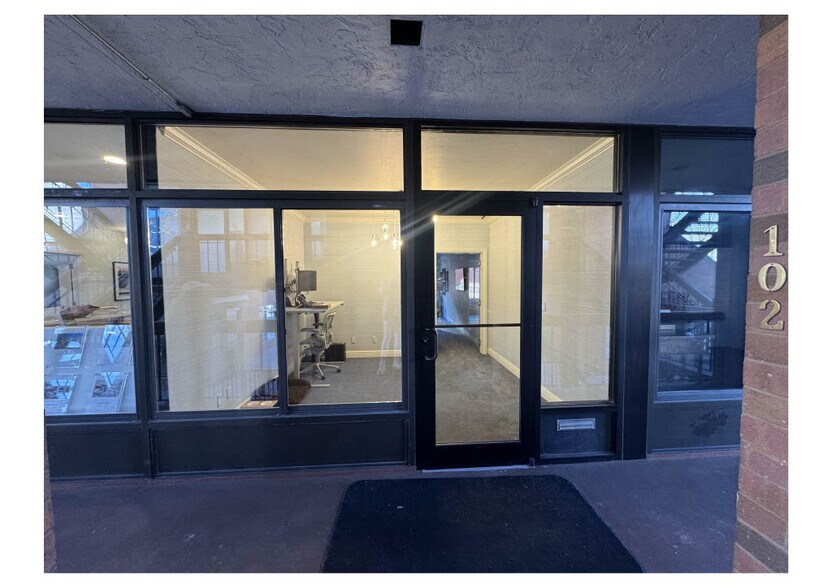 533 E Hopkins Ave, Aspen, CO à louer - Photo de l’immeuble – Image 2 sur 11