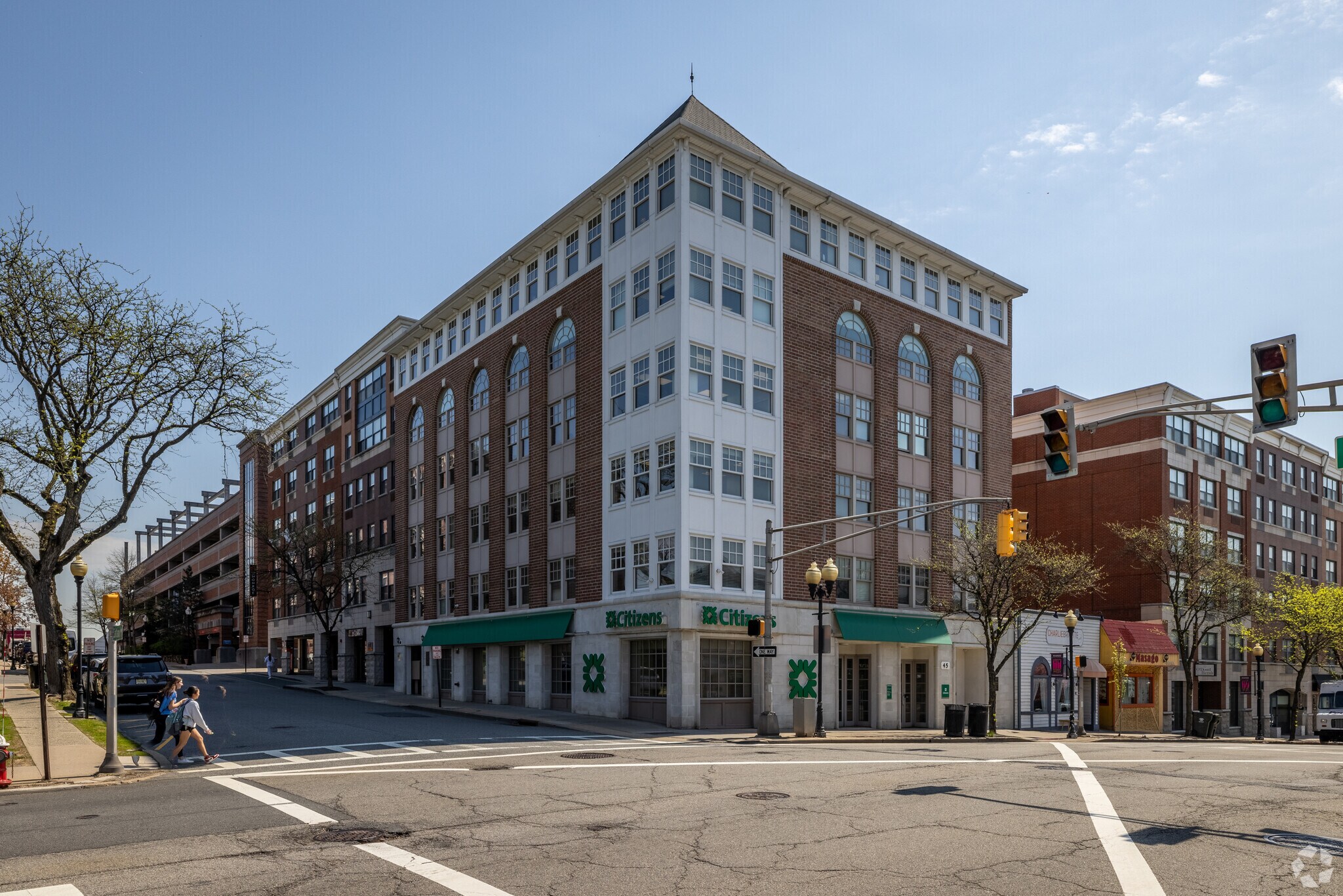 36 Cattano Ave, Morristown, NJ à louer Photo principale– Image 1 sur 11