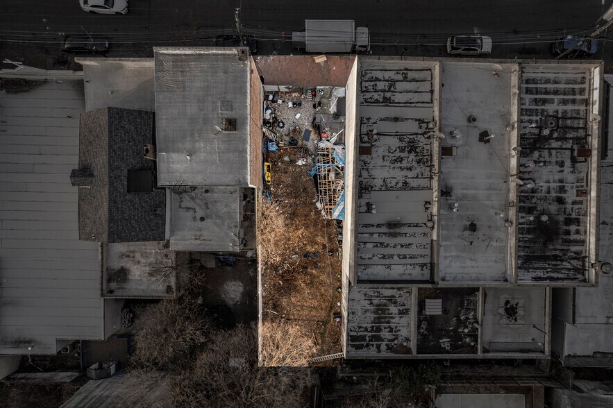 90 Canal St, Staten Island, NY à vendre - Photo de l’immeuble – Image 3 sur 7