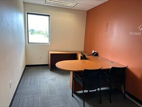 7220 N Lindbergh Blvd, Hazelwood, MO à louer Photo intérieure– Image 1 sur 3