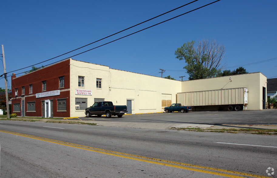 138 W Sylvania Ave, Toledo, OH à vendre - Photo principale – Image 1 sur 5