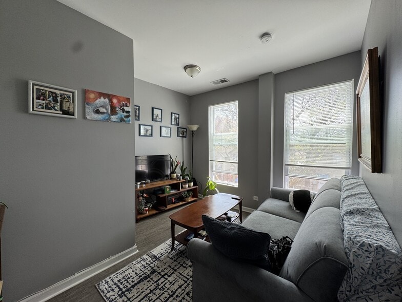 2120 W Cullerton St, Chicago, IL à vendre - Photo intérieure – Image 2 sur 5
