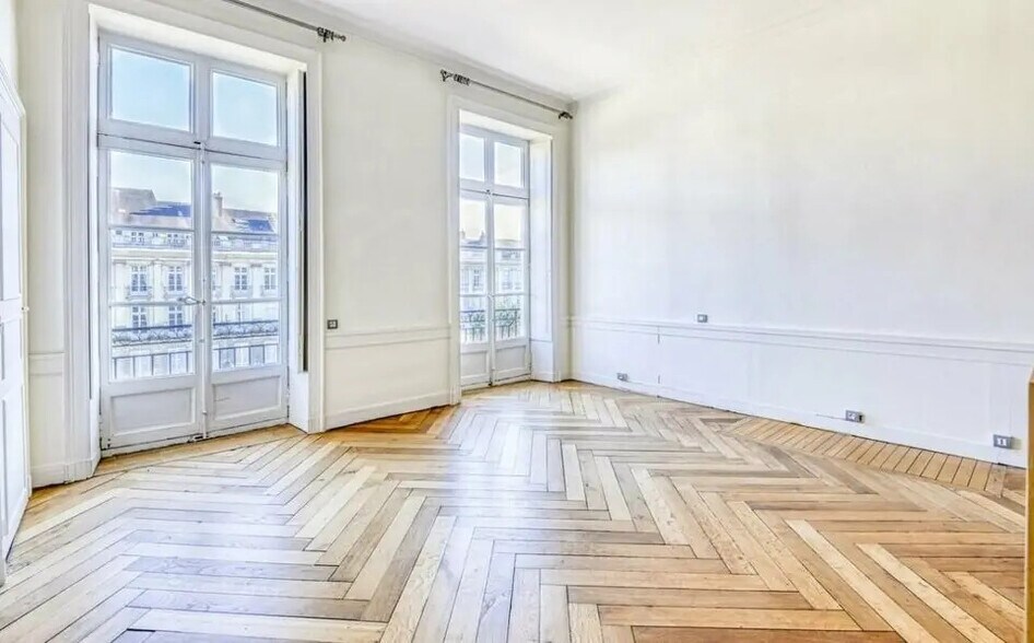 18 Rue Marbeuf, Paris à louer - Photo intérieure – Image 2 sur 7