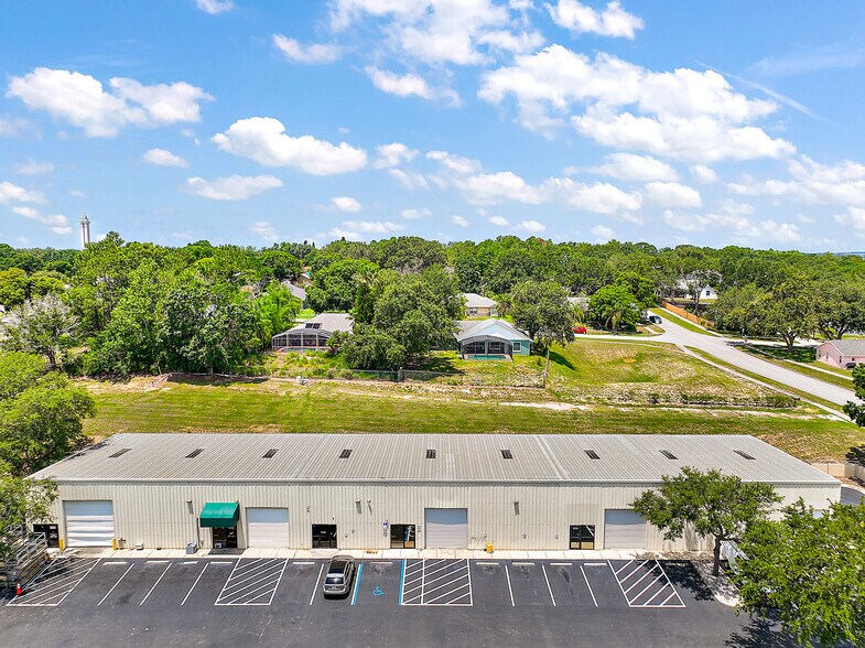 1262-1274 Commons Ct, Clermont, FL à vendre - Photo de l’immeuble – Image 3 sur 17