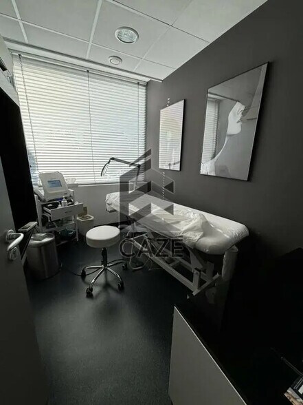 Bureau dans Bordeaux à louer - Photo intérieure – Image 3 sur 6