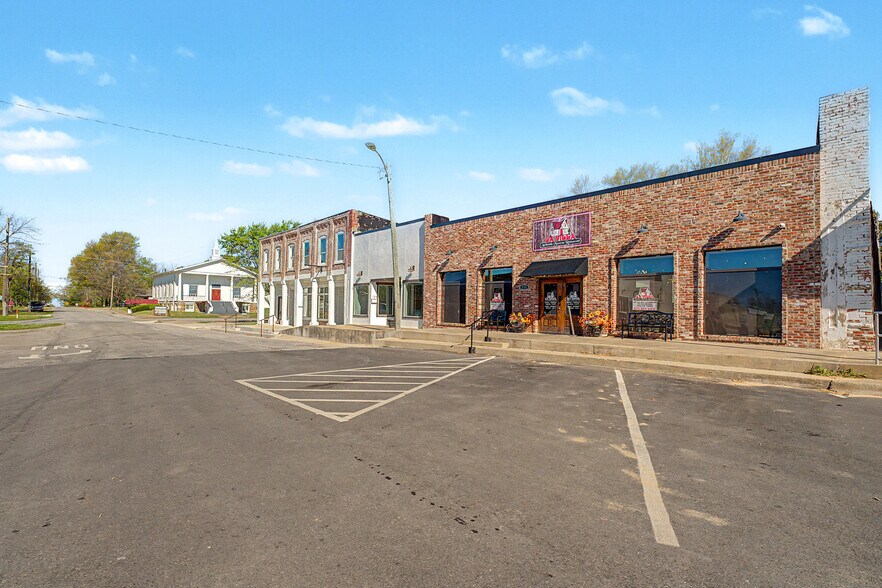 111 W Bean St, Lincoln, AR à vendre - Photo de l’immeuble – Image 3 sur 9