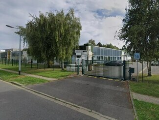 Plus de détails pour Bureau, Local d'activités à louer